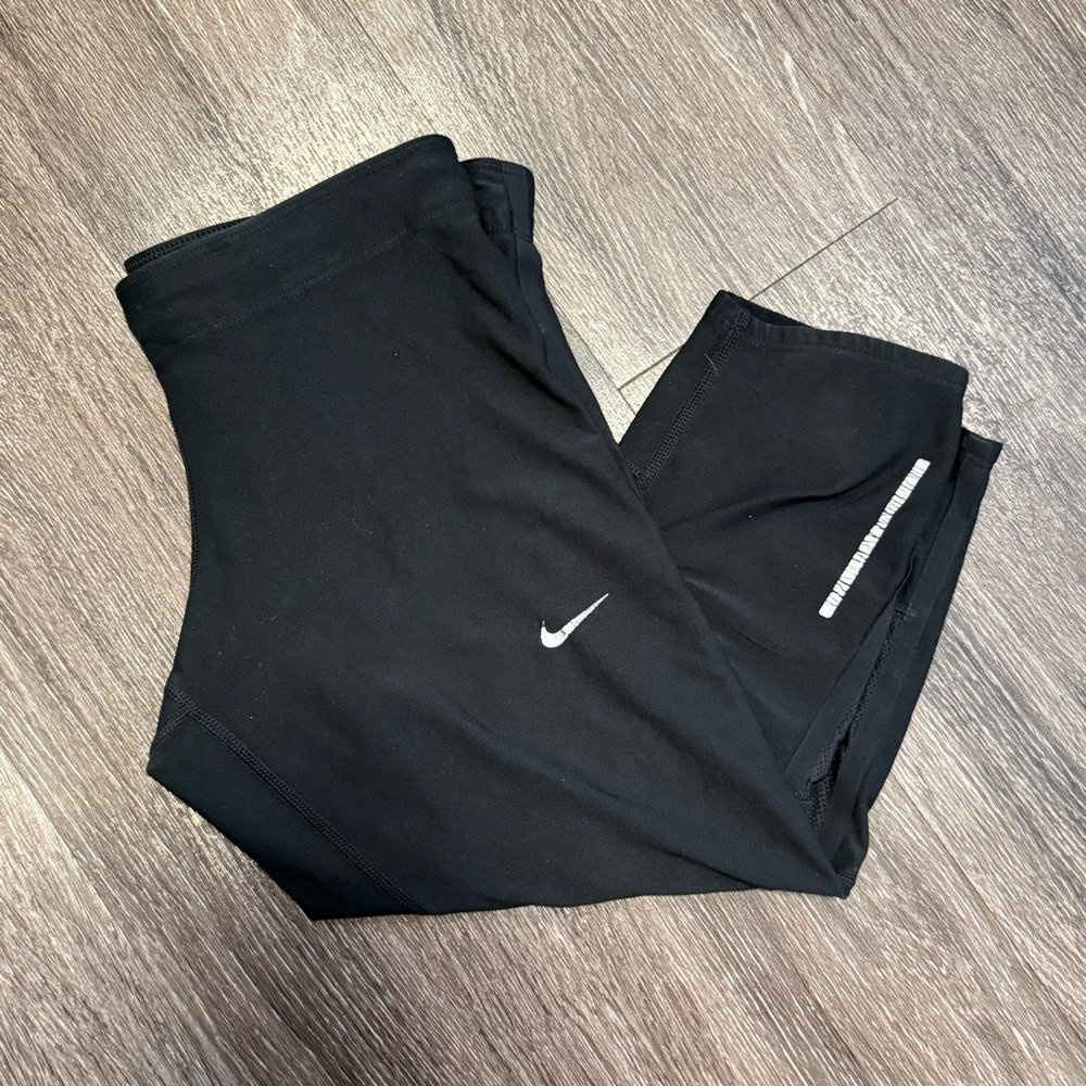 Women’s Nike Black Dri-Fit Capris